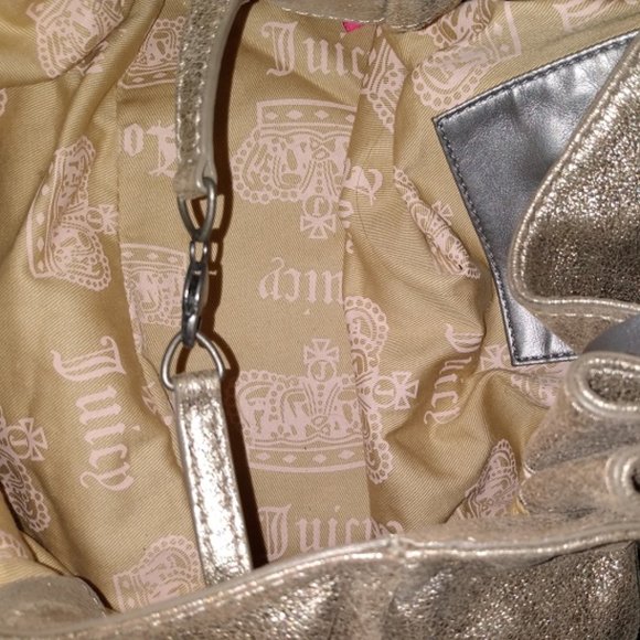 JUICY COUTURE GOLD LEATHER FLUFF HOBO HANDBAG PURSE**MAGNETIC CLOSURES**RARE! - Picture 9 of 12